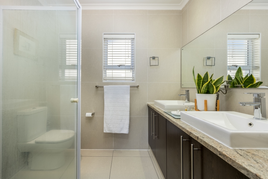 3 Bedroom Property for Sale in Sunningdale Western Cape